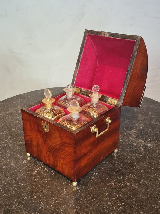 Image 2 of Liqueur cellar - Empire - Brass, Glass, Mahogany - 1800-1815