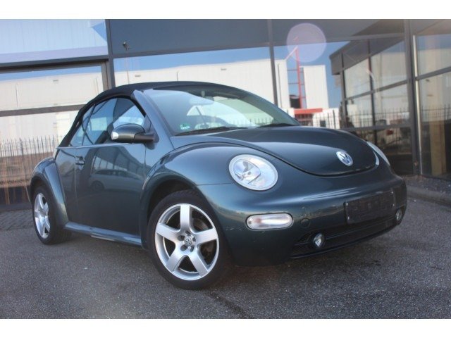 Image 2 of Volkswagen - New Beetle 1.4 - 2003