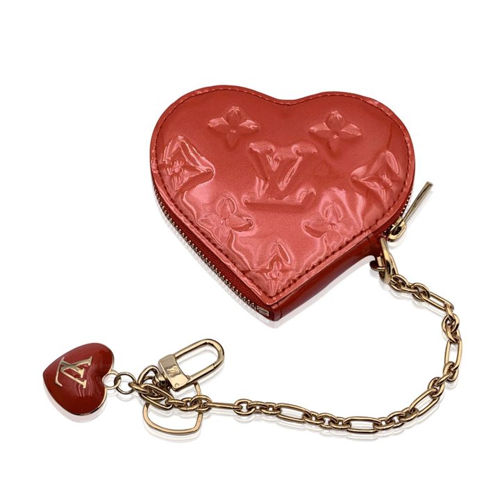 Louis Vuitton - Red Pomme D'Amour Monogram Vernis Heart Coin Purse -  Women's wallet - Catawiki