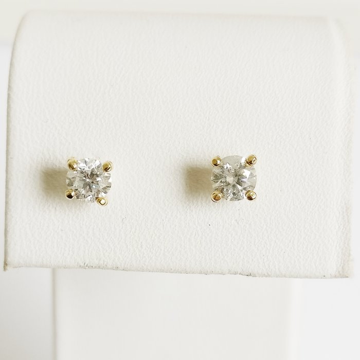 Preview of the first image of 18 kt. Yellow gold - Earrings - 0.84 ct Diamond - GRA Certificate.