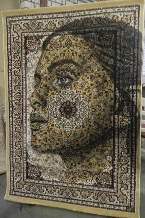 Image 2 of Jacqueline Klein Breteler - Portrait on a traditional carpet - XXL