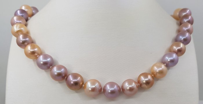 Image 2 of No reserve - 11x13mm Multi Edison Freshwater Pearls - 14 kt. White gold - Necklace