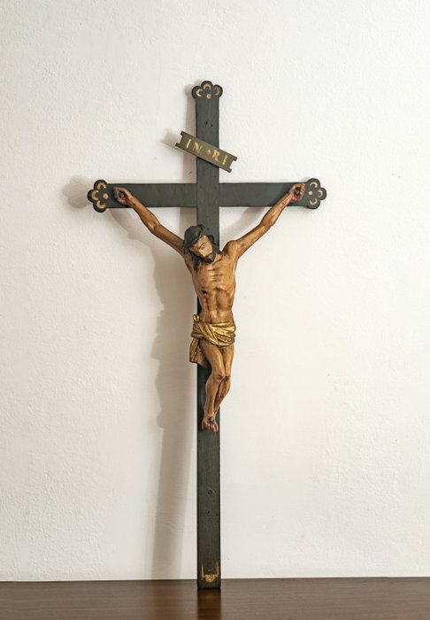 Oud kruisbeeld - Prachtige Christus in polychroom hout (105 cm.) - Hout - 19e eeuw
