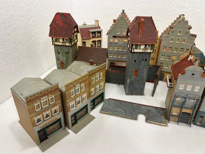 Image 2 of Faller, Kibri H0 - Scenery - Walls, tower, houses, town hall, medieval house