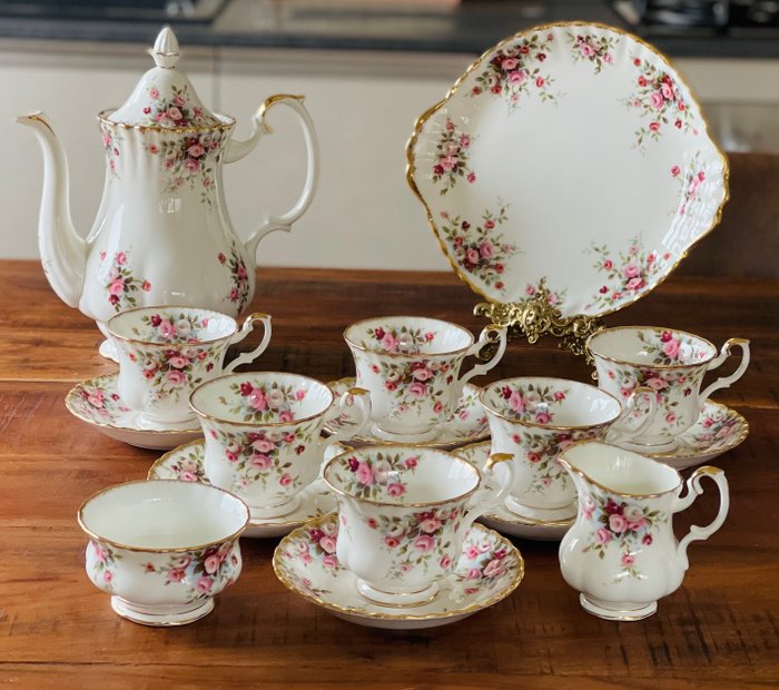 Royal Albert - Tea set for 6 (16) - Romantic - Porcelain - Cottage
