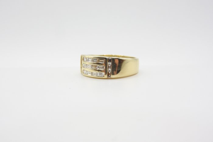 Image 3 of 14 kt. Gold, Yellow gold - Ring - 0.84 ct Diamond