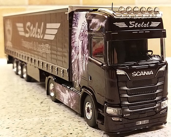 Image 2 of Tekno - 1:50 - Scania S650/V8 - tractor with curtainsider trailer "Stelzl"