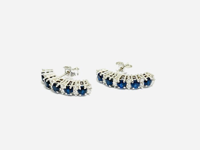 Image 2 of Astralia - 18 kt. White gold - Earrings - 1.50 ct Sapphire - Diamonds