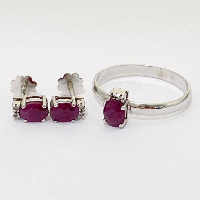 Image 3 of 18 kt. White gold - Earrings, Ring, Set - 1.32 ct Rubies - Diamonds