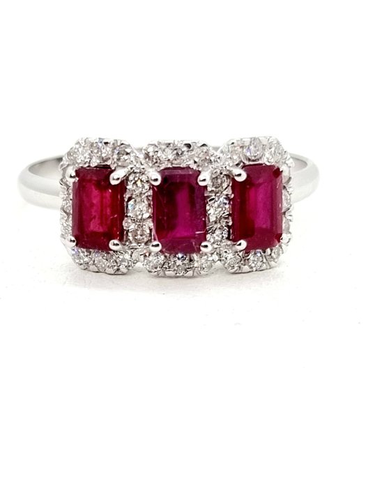 Preview of the first image of 18 kt. White gold - Ring - 1.65 ct Ruby - Diamonds.