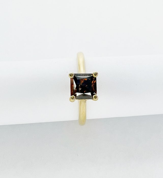 Preview of the first image of 14 kt. Yellow gold - Ring - 1.08 ct Diamond.