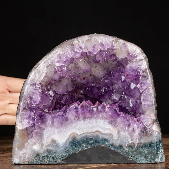 Top Quality Brazilian Amethyst - Cathedral - Altezza: 160 mm - Larghezza: 180 mm- 3590 g