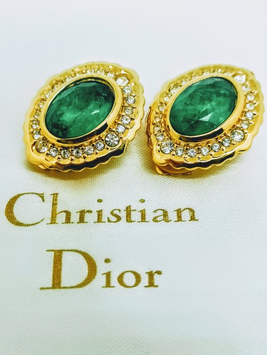 Christian Dior - faceted emerald green faceted crystal stones - Earrings