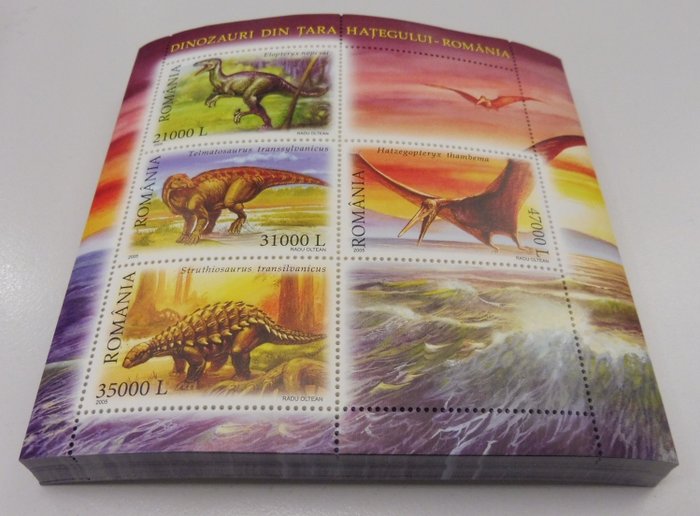 Roemenië 2005 - 400 souvenir sheets dinosaurs - Michel Block 350