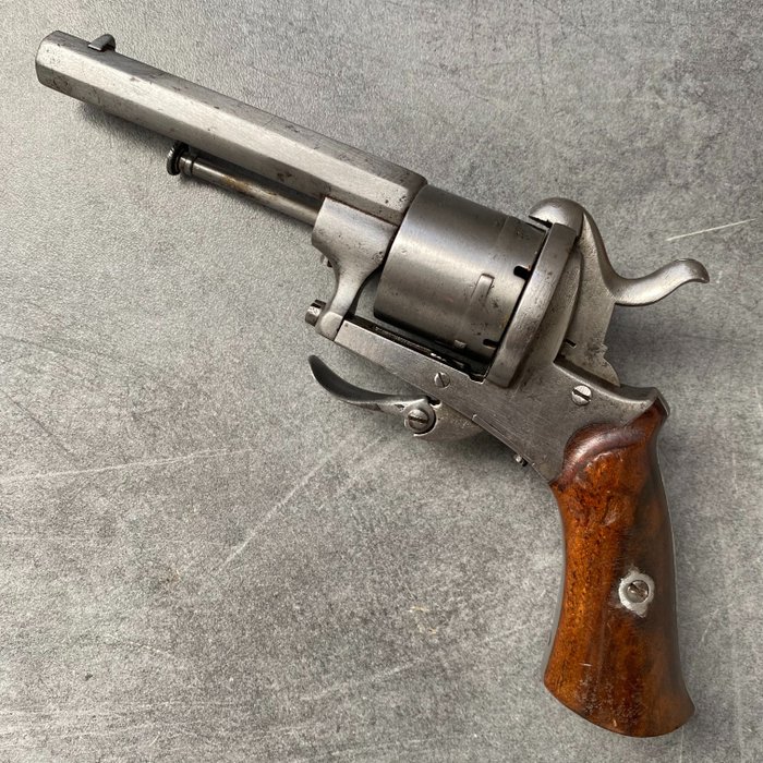 Belgio - 1860-1880 - Double action (DA), Single Action (SA) - Percussione a spillo (Lefaucheux) - Revolver - 7mm Cal