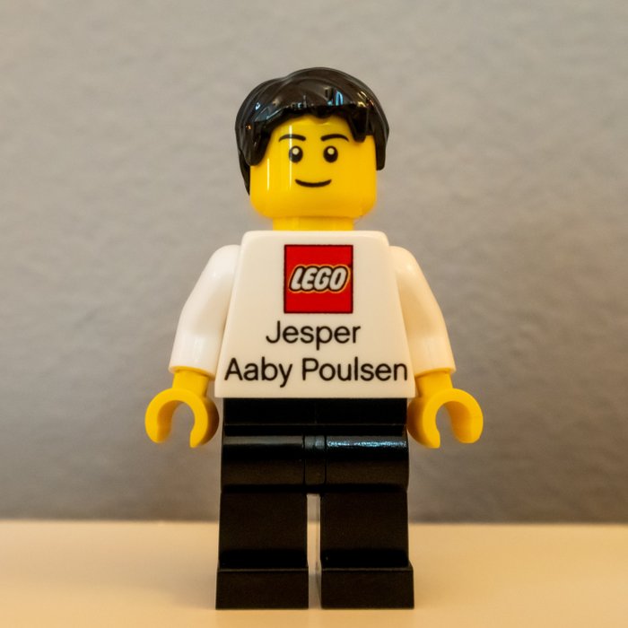 Lego – Minifigures – Employee business Card – Jesper Aaby Poulsen – 2000-heden