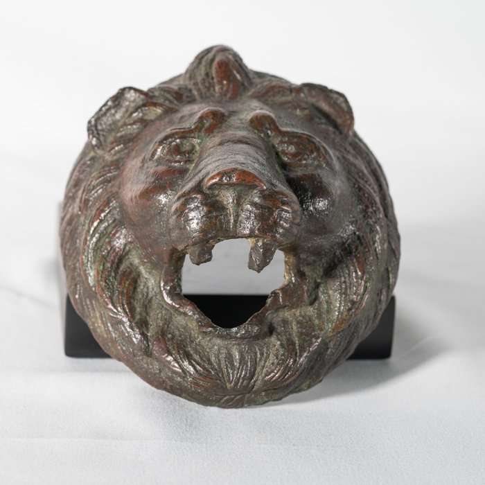 Starożytny Rzym Brązowy uchwyt na głowę lwa, 13,4 cm - EX-BONHAMS - Hiszpańska licencja eksportowa - Mocowanie głowy lwa