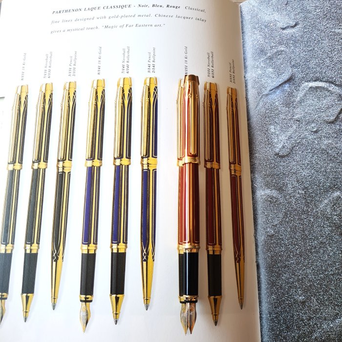 Elysee - Parthenon Laque Classique 18k solid gold nib (M) - Fountain pen