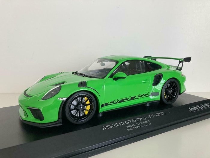 Minichamps - 1:18 - Porsche 911 (991/2) GT3 RS 2019 - Devenir roues noires