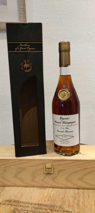Cognac Paris - Grande Réserve - aged at least 50 years - 70cl