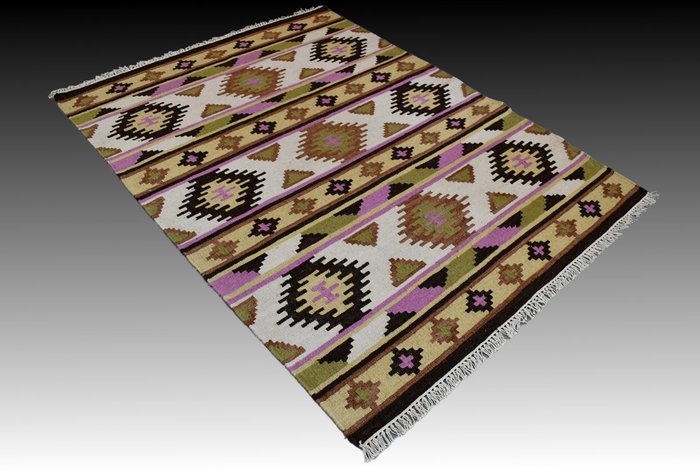 现代哈萨克基里姆 - 未使用 - 小地毯 - 190 cm - 145 cm