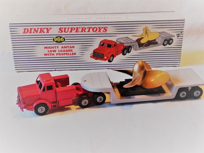 Dinky Toys - 1:48 - ref. 986 Mighty Antar Low Loader With Propeller
