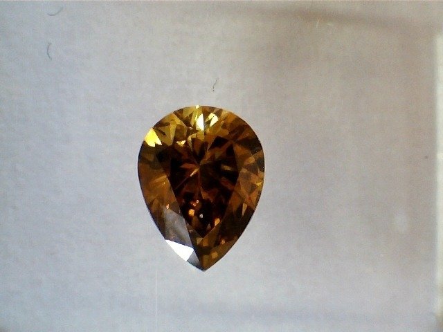 1 pcs Diamante - 0.32 ct - Brillante, Pera - fantasia giallo marrone intenso - SI1