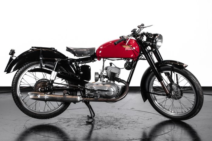 Preview of the first image of Moto Morini - Turismo 125 2T - short motor - 1961.