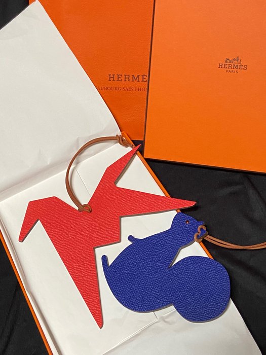 Hermès - Gioiello da borsa  2 pezzi  Petit h in pelle Accessorio