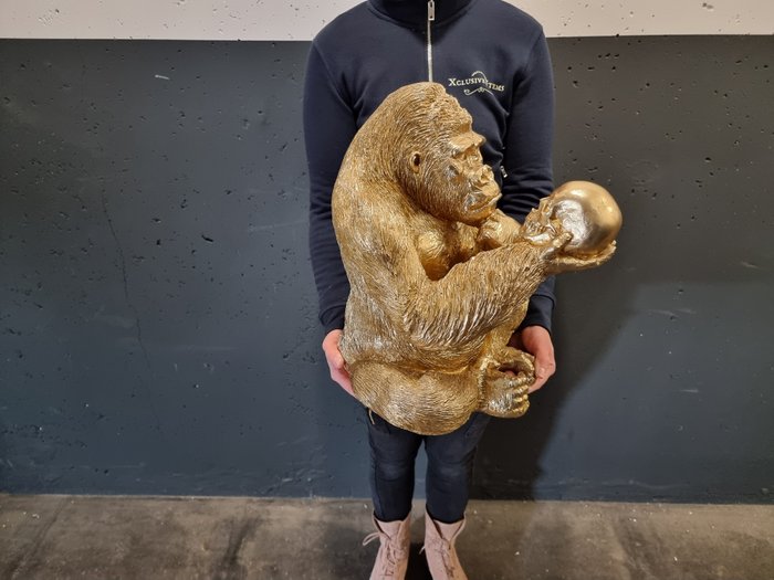 Posąg, XL Darwin Gorilla - Gold 43cm 4.5kg - 43 cm - żywica