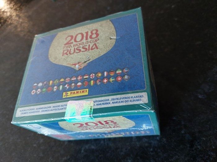 LOT OF 10 UNOPENED PACKETS PORTUGUESE VERSION PANINI WORLD CUP RUSSIA 2018