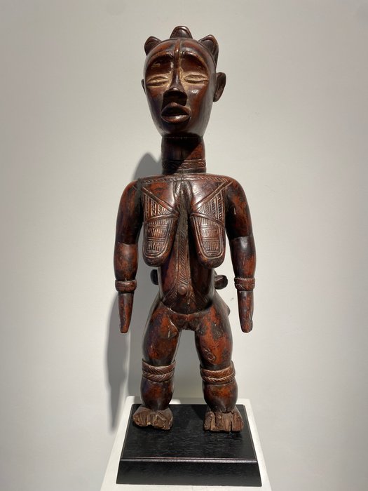 Maternity figure (1) - Wood - Dan - Côte d'Ivoire 
