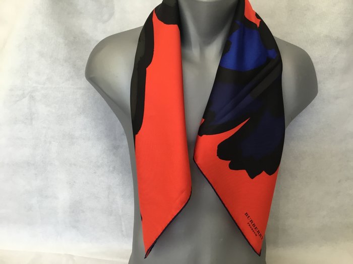 Burberry - 75/75 cm Silk - 围巾