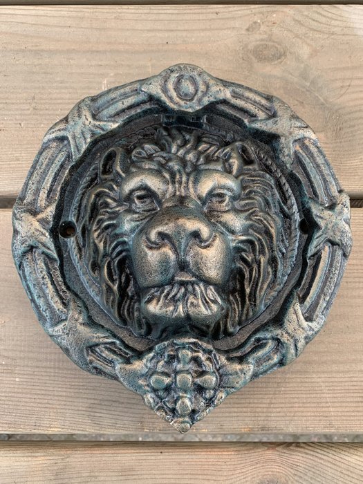  Ajtó kopogtató - Leeuwenkop deurklopper - friss 