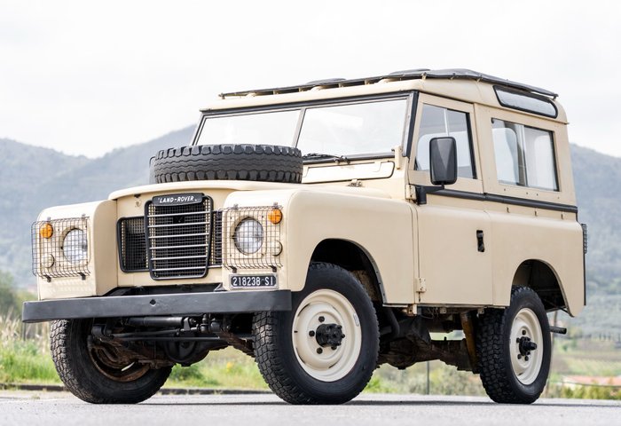 Land Rover - 88 series 