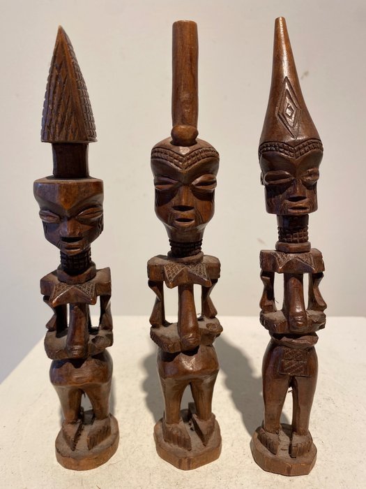Statuetta - Bena Lulua - 19cm (3) - Legno, pigmento - Bena Lulua - Congo 