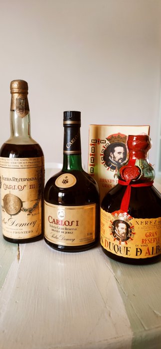 Pedro Domecq, Ruiz-Mateos - Brandy Carlos III, Carlos I & Gran Duque d'Alba - b. Anni ‘60, Anni ‘80 - 0,75 litri - 3 bottiglie