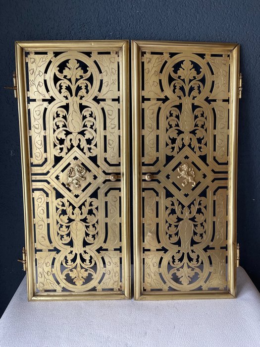 Portes avec un beau motif ajouré (2) - Napoléon III - Bronze, Laiton - Seconde moitié du XIXe siècle