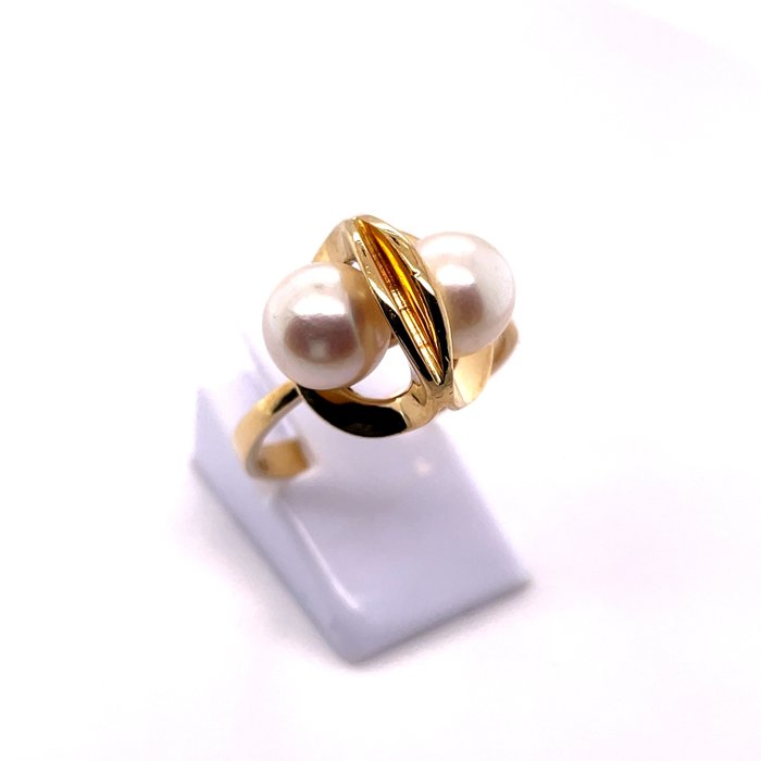 Preview of the first image of 2 x Pearl 7,70mmØ Unique Work - 18 kt. Freshwater pearl, Gold, Natural pearl, Yellow gold - Ring Fr.