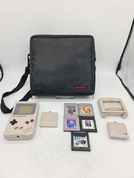 Nintendo DMG-01 1989+ Carrier Carrier Case, Magnifier with light - Gameboy Classic +6games+  GameTek carrier case and strap, working magnifier and light attachment, - Nella scatola originale