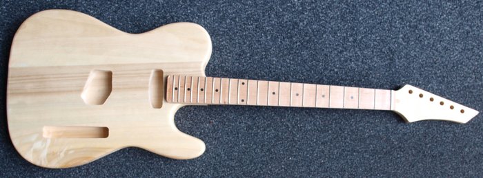 Bouwpakket - onbehandelde gitaarbody en gitaarhals voor elektrische gitaar (tele model) - Chitarra elettrica