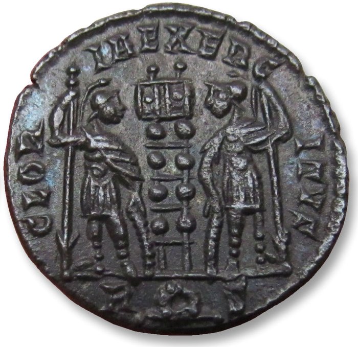 Roman Empire. Constantine II as Caesar under Constantine I (AD 317-337). Æ Follis,  Rome mint 333-335 A.D. - mintmark R (wreath) S -