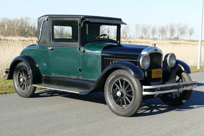 Pontiac - 6-27 Landau Coupe - 1927