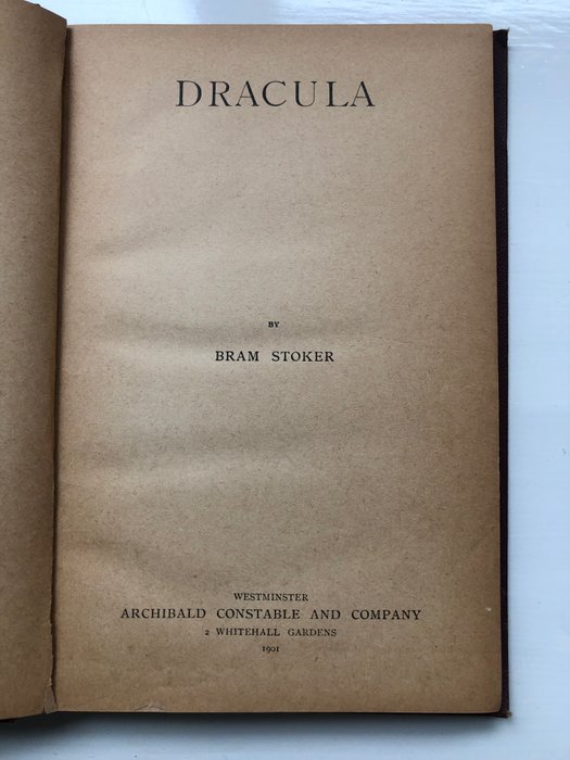 Bram Stoker - Dracula - 1901