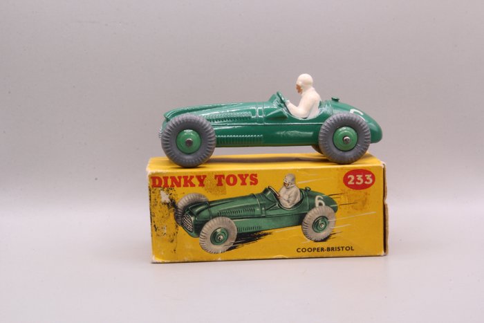 Dinky Toys - 1:43 - Cooper Bristol - ref. 233