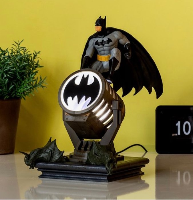 Batman - Statuetta(e), with Logo Light - See images and description