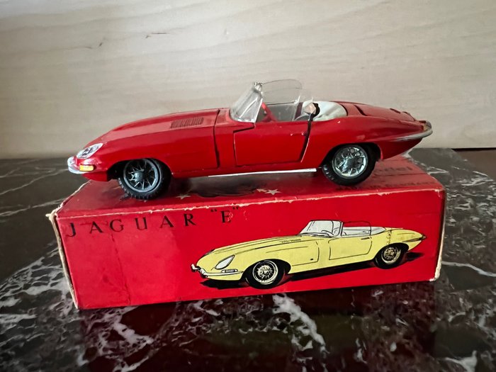 Tekno - 1:43 - Jaguar “E” rosso convertibile ref. 926 in scatola originale - Gemaakt in Denemarken