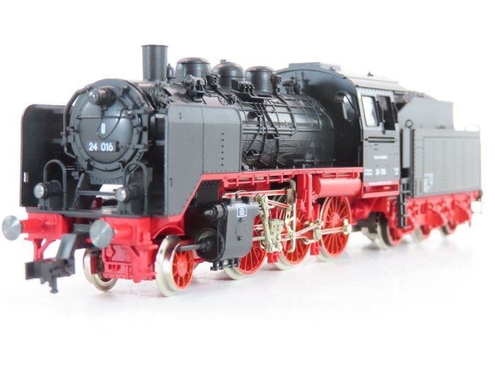 Fleischmann H0 - 4142 - Locomotive à vapeur avec wagon tender - BR 24 - DB