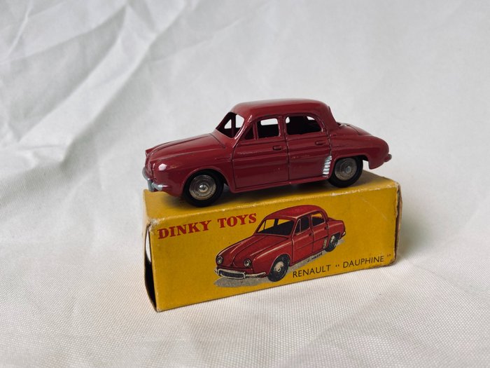 Dinky Toys - 1:43 - Renault Dauphine France - no. 24E