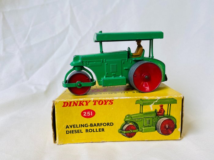 Dinky Toys - 1:43 - Aveling Barford Diesel Roller - no. 251